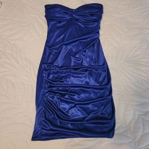 Semi-formal strapless blue dress, size 5/6. B. Darlin brand.
